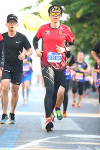 BIB: 215
                            <button type="button" onclick="openModal(3566940)" class="btn btn-primary btn-sm float-right btn-popup" data-toggle="modal" data-target=".modal-high-quality">
                        <i class="fas fa-shopping-cart"></i> Add to Cart
                    </button>
                                            <button type="button" onclick="isThisMe(3566940, true)" class="btn btn-success btn-sm float-right btn-popup btn-isme hidden" data-toggle="tooltip" data-placement="bottom" title="นี่คือรูปของคุณใช่ไหม คลิกที่นี่เพื่อเอาเข้าอัลบั้ม">
                        <i class="fas fa-plus"></i> Add to album
                    </button>
                    <button type="button" onclick="isThisMe(3566940, false)" class="btn btn-warning btn-sm float-right btn-popup btn-isnotme hidden">
                        <i class="fas fa-ban"></i> Remove from album
                    </button>