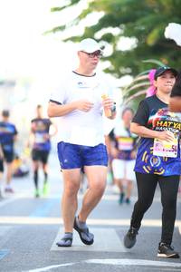 BIB: 
                            <button type="button" onclick="openModal(3567132)" class="btn btn-primary btn-sm float-right btn-popup" data-toggle="modal" data-target=".modal-high-quality">
                        <i class="fas fa-shopping-cart"></i> Add to Cart
                    </button>
                                            <button type="button" onclick="isThisMe(3567132, true)" class="btn btn-success btn-sm float-right btn-popup btn-isme hidden" data-toggle="tooltip" data-placement="bottom" title="นี่คือรูปของคุณใช่ไหม คลิกที่นี่เพื่อเอาเข้าอัลบั้ม">
                        <i class="fas fa-plus"></i> Add to album
                    </button>
                    <button type="button" onclick="isThisMe(3567132, false)" class="btn btn-warning btn-sm float-right btn-popup btn-isnotme hidden">
                        <i class="fas fa-ban"></i> Remove from album
                    </button>