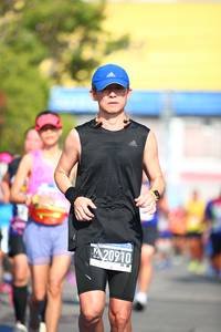 BIB: 0910, 
                            <button type="button" onclick="openModal(3557273)" class="btn btn-primary btn-sm float-right btn-popup" data-toggle="modal" data-target=".modal-high-quality">
                        <i class="fas fa-shopping-cart"></i> Add to Cart
                    </button>
                                            <button type="button" onclick="isThisMe(3557273, true)" class="btn btn-success btn-sm float-right btn-popup btn-isme hidden" data-toggle="tooltip" data-placement="bottom" title="นี่คือรูปของคุณใช่ไหม คลิกที่นี่เพื่อเอาเข้าอัลบั้ม">
                        <i class="fas fa-plus"></i> Add to album
                    </button>
                    <button type="button" onclick="isThisMe(3557273, false)" class="btn btn-warning btn-sm float-right btn-popup btn-isnotme hidden">
                        <i class="fas fa-ban"></i> Remove from album
                    </button>