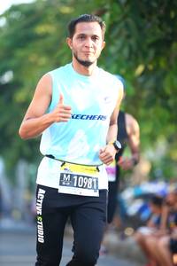 BIB: 10981
                            <button type="button" onclick="openModal(3562807)" class="btn btn-primary btn-sm float-right btn-popup" data-toggle="modal" data-target=".modal-high-quality">
                        <i class="fas fa-shopping-cart"></i> Add to Cart
                    </button>
                                            <button type="button" onclick="isThisMe(3562807, true)" class="btn btn-success btn-sm float-right btn-popup btn-isme hidden" data-toggle="tooltip" data-placement="bottom" title="นี่คือรูปของคุณใช่ไหม คลิกที่นี่เพื่อเอาเข้าอัลบั้ม">
                        <i class="fas fa-plus"></i> Add to album
                    </button>
                    <button type="button" onclick="isThisMe(3562807, false)" class="btn btn-warning btn-sm float-right btn-popup btn-isnotme hidden">
                        <i class="fas fa-ban"></i> Remove from album
                    </button>