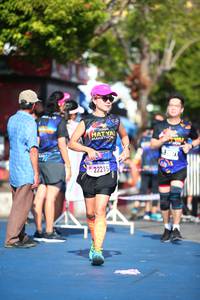 BIB: 22215
                            <button type="button" onclick="openModal(3558307)" class="btn btn-primary btn-sm float-right btn-popup" data-toggle="modal" data-target=".modal-high-quality">
                        <i class="fas fa-shopping-cart"></i> Add to Cart
                    </button>
                                            <button type="button" onclick="isThisMe(3558307, true)" class="btn btn-success btn-sm float-right btn-popup btn-isme hidden" data-toggle="tooltip" data-placement="bottom" title="นี่คือรูปของคุณใช่ไหม คลิกที่นี่เพื่อเอาเข้าอัลบั้ม">
                        <i class="fas fa-plus"></i> Add to album
                    </button>
                    <button type="button" onclick="isThisMe(3558307, false)" class="btn btn-warning btn-sm float-right btn-popup btn-isnotme hidden">
                        <i class="fas fa-ban"></i> Remove from album
                    </button>