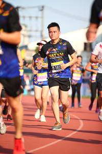 BIB: 102, 1252
                            <button type="button" onclick="openModal(3565834)" class="btn btn-primary btn-sm float-right btn-popup" data-toggle="modal" data-target=".modal-high-quality">
                        <i class="fas fa-shopping-cart"></i> Add to Cart
                    </button>
                                            <button type="button" onclick="isThisMe(3565834, true)" class="btn btn-success btn-sm float-right btn-popup btn-isme hidden" data-toggle="tooltip" data-placement="bottom" title="นี่คือรูปของคุณใช่ไหม คลิกที่นี่เพื่อเอาเข้าอัลบั้ม">
                        <i class="fas fa-plus"></i> Add to album
                    </button>
                    <button type="button" onclick="isThisMe(3565834, false)" class="btn btn-warning btn-sm float-right btn-popup btn-isnotme hidden">
                        <i class="fas fa-ban"></i> Remove from album
                    </button>