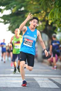 BIB: 40400
                            <button type="button" onclick="openModal(3562846)" class="btn btn-primary btn-sm float-right btn-popup" data-toggle="modal" data-target=".modal-high-quality">
                        <i class="fas fa-shopping-cart"></i> Add to Cart
                    </button>
                                            <button type="button" onclick="isThisMe(3562846, true)" class="btn btn-success btn-sm float-right btn-popup btn-isme hidden" data-toggle="tooltip" data-placement="bottom" title="นี่คือรูปของคุณใช่ไหม คลิกที่นี่เพื่อเอาเข้าอัลบั้ม">
                        <i class="fas fa-plus"></i> Add to album
                    </button>
                    <button type="button" onclick="isThisMe(3562846, false)" class="btn btn-warning btn-sm float-right btn-popup btn-isnotme hidden">
                        <i class="fas fa-ban"></i> Remove from album
                    </button>