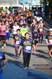 BIB: 12016
                            <button type="button" onclick="openModal(3560278)" class="btn btn-primary btn-sm float-right btn-popup" data-toggle="modal" data-target=".modal-high-quality">
                        <i class="fas fa-shopping-cart"></i> Add to Cart
                    </button>
                                            <button type="button" onclick="isThisMe(3560278, true)" class="btn btn-success btn-sm float-right btn-popup btn-isme hidden" data-toggle="tooltip" data-placement="bottom" title="นี่คือรูปของคุณใช่ไหม คลิกที่นี่เพื่อเอาเข้าอัลบั้ม">
                        <i class="fas fa-plus"></i> Add to album
                    </button>
                    <button type="button" onclick="isThisMe(3560278, false)" class="btn btn-warning btn-sm float-right btn-popup btn-isnotme hidden">
                        <i class="fas fa-ban"></i> Remove from album
                    </button>