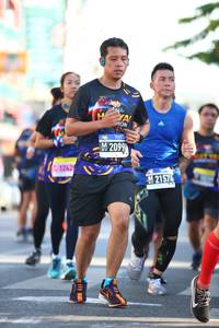 BIB: 1242
                            <button type="button" onclick="openModal(3560442)" class="btn btn-primary btn-sm float-right btn-popup" data-toggle="modal" data-target=".modal-high-quality">
                        <i class="fas fa-shopping-cart"></i> Add to Cart
                    </button>
                                            <button type="button" onclick="isThisMe(3560442, true)" class="btn btn-success btn-sm float-right btn-popup btn-isme hidden" data-toggle="tooltip" data-placement="bottom" title="นี่คือรูปของคุณใช่ไหม คลิกที่นี่เพื่อเอาเข้าอัลบั้ม">
                        <i class="fas fa-plus"></i> Add to album
                    </button>
                    <button type="button" onclick="isThisMe(3560442, false)" class="btn btn-warning btn-sm float-right btn-popup btn-isnotme hidden">
                        <i class="fas fa-ban"></i> Remove from album
                    </button>