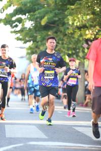 BIB: 1472, 1170
                            <button type="button" onclick="openModal(3566958)" class="btn btn-primary btn-sm float-right btn-popup" data-toggle="modal" data-target=".modal-high-quality">
                        <i class="fas fa-shopping-cart"></i> Add to Cart
                    </button>
                                            <button type="button" onclick="isThisMe(3566958, true)" class="btn btn-success btn-sm float-right btn-popup btn-isme hidden" data-toggle="tooltip" data-placement="bottom" title="นี่คือรูปของคุณใช่ไหม คลิกที่นี่เพื่อเอาเข้าอัลบั้ม">
                        <i class="fas fa-plus"></i> Add to album
                    </button>
                    <button type="button" onclick="isThisMe(3566958, false)" class="btn btn-warning btn-sm float-right btn-popup btn-isnotme hidden">
                        <i class="fas fa-ban"></i> Remove from album
                    </button>