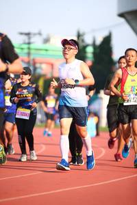 BIB: 12263
                            <button type="button" onclick="openModal(3565702)" class="btn btn-primary btn-sm float-right btn-popup" data-toggle="modal" data-target=".modal-high-quality">
                        <i class="fas fa-shopping-cart"></i> Add to Cart
                    </button>
                                            <button type="button" onclick="isThisMe(3565702, true)" class="btn btn-success btn-sm float-right btn-popup btn-isme hidden" data-toggle="tooltip" data-placement="bottom" title="นี่คือรูปของคุณใช่ไหม คลิกที่นี่เพื่อเอาเข้าอัลบั้ม">
                        <i class="fas fa-plus"></i> Add to album
                    </button>
                    <button type="button" onclick="isThisMe(3565702, false)" class="btn btn-warning btn-sm float-right btn-popup btn-isnotme hidden">
                        <i class="fas fa-ban"></i> Remove from album
                    </button>