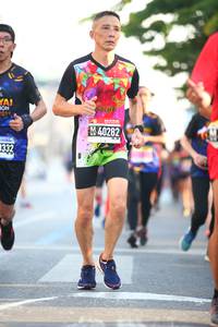 BIB: 019, 40282, 332
                            <button type="button" onclick="openModal(3565479)" class="btn btn-primary btn-sm float-right btn-popup" data-toggle="modal" data-target=".modal-high-quality">
                        <i class="fas fa-shopping-cart"></i> Add to Cart
                    </button>
                                            <button type="button" onclick="isThisMe(3565479, true)" class="btn btn-success btn-sm float-right btn-popup btn-isme hidden" data-toggle="tooltip" data-placement="bottom" title="นี่คือรูปของคุณใช่ไหม คลิกที่นี่เพื่อเอาเข้าอัลบั้ม">
                        <i class="fas fa-plus"></i> Add to album
                    </button>
                    <button type="button" onclick="isThisMe(3565479, false)" class="btn btn-warning btn-sm float-right btn-popup btn-isnotme hidden">
                        <i class="fas fa-ban"></i> Remove from album
                    </button>