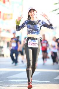 BIB: 22021
                            <button type="button" onclick="openModal(3567519)" class="btn btn-primary btn-sm float-right btn-popup" data-toggle="modal" data-target=".modal-high-quality">
                        <i class="fas fa-shopping-cart"></i> Add to Cart
                    </button>
                                            <button type="button" onclick="isThisMe(3567519, true)" class="btn btn-success btn-sm float-right btn-popup btn-isme hidden" data-toggle="tooltip" data-placement="bottom" title="นี่คือรูปของคุณใช่ไหม คลิกที่นี่เพื่อเอาเข้าอัลบั้ม">
                        <i class="fas fa-plus"></i> Add to album
                    </button>
                    <button type="button" onclick="isThisMe(3567519, false)" class="btn btn-warning btn-sm float-right btn-popup btn-isnotme hidden">
                        <i class="fas fa-ban"></i> Remove from album
                    </button>