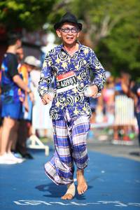 BIB: 40981
                            <button type="button" onclick="openModal(3555787)" class="btn btn-primary btn-sm float-right btn-popup" data-toggle="modal" data-target=".modal-high-quality">
                        <i class="fas fa-shopping-cart"></i> Add to Cart
                    </button>
                                            <button type="button" onclick="isThisMe(3555787, true)" class="btn btn-success btn-sm float-right btn-popup btn-isme hidden" data-toggle="tooltip" data-placement="bottom" title="นี่คือรูปของคุณใช่ไหม คลิกที่นี่เพื่อเอาเข้าอัลบั้ม">
                        <i class="fas fa-plus"></i> Add to album
                    </button>
                    <button type="button" onclick="isThisMe(3555787, false)" class="btn btn-warning btn-sm float-right btn-popup btn-isnotme hidden">
                        <i class="fas fa-ban"></i> Remove from album
                    </button>