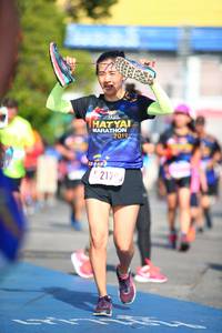 BIB: 2019, 217
                            <button type="button" onclick="openModal(3558153)" class="btn btn-primary btn-sm float-right btn-popup" data-toggle="modal" data-target=".modal-high-quality">
                        <i class="fas fa-shopping-cart"></i> Add to Cart
                    </button>
                                            <button type="button" onclick="isThisMe(3558153, true)" class="btn btn-success btn-sm float-right btn-popup btn-isme hidden" data-toggle="tooltip" data-placement="bottom" title="นี่คือรูปของคุณใช่ไหม คลิกที่นี่เพื่อเอาเข้าอัลบั้ม">
                        <i class="fas fa-plus"></i> Add to album
                    </button>
                    <button type="button" onclick="isThisMe(3558153, false)" class="btn btn-warning btn-sm float-right btn-popup btn-isnotme hidden">
                        <i class="fas fa-ban"></i> Remove from album
                    </button>