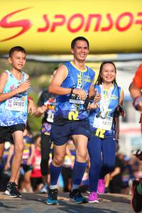 BIB: 041610, 1677
                            <button type="button" onclick="openModal(3566167)" class="btn btn-primary btn-sm float-right btn-popup" data-toggle="modal" data-target=".modal-high-quality">
                        <i class="fas fa-shopping-cart"></i> Add to Cart
                    </button>
                                            <button type="button" onclick="isThisMe(3566167, true)" class="btn btn-success btn-sm float-right btn-popup btn-isme hidden" data-toggle="tooltip" data-placement="bottom" title="นี่คือรูปของคุณใช่ไหม คลิกที่นี่เพื่อเอาเข้าอัลบั้ม">
                        <i class="fas fa-plus"></i> Add to album
                    </button>
                    <button type="button" onclick="isThisMe(3566167, false)" class="btn btn-warning btn-sm float-right btn-popup btn-isnotme hidden">
                        <i class="fas fa-ban"></i> Remove from album
                    </button>