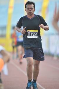 BIB: 1954
                            <button type="button" onclick="openModal(3534448)" class="btn btn-primary btn-sm float-right btn-popup" data-toggle="modal" data-target=".modal-high-quality">
                        <i class="fas fa-shopping-cart"></i> Add to Cart
                    </button>
                                            <button type="button" onclick="isThisMe(3534448, true)" class="btn btn-success btn-sm float-right btn-popup btn-isme hidden" data-toggle="tooltip" data-placement="bottom" title="นี่คือรูปของคุณใช่ไหม คลิกที่นี่เพื่อเอาเข้าอัลบั้ม">
                        <i class="fas fa-plus"></i> Add to album
                    </button>
                    <button type="button" onclick="isThisMe(3534448, false)" class="btn btn-warning btn-sm float-right btn-popup btn-isnotme hidden">
                        <i class="fas fa-ban"></i> Remove from album
                    </button>