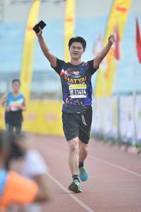 BIB: 11414
                            <button type="button" onclick="openModal(3534359)" class="btn btn-primary btn-sm float-right btn-popup" data-toggle="modal" data-target=".modal-high-quality">
                        <i class="fas fa-shopping-cart"></i> Add to Cart
                    </button>
                                            <button type="button" onclick="isThisMe(3534359, true)" class="btn btn-success btn-sm float-right btn-popup btn-isme hidden" data-toggle="tooltip" data-placement="bottom" title="นี่คือรูปของคุณใช่ไหม คลิกที่นี่เพื่อเอาเข้าอัลบั้ม">
                        <i class="fas fa-plus"></i> Add to album
                    </button>
                    <button type="button" onclick="isThisMe(3534359, false)" class="btn btn-warning btn-sm float-right btn-popup btn-isnotme hidden">
                        <i class="fas fa-ban"></i> Remove from album
                    </button>