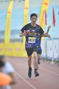 BIB: 201, 10928
                            <button type="button" onclick="openModal(3534276)" class="btn btn-primary btn-sm float-right btn-popup" data-toggle="modal" data-target=".modal-high-quality">
                        <i class="fas fa-shopping-cart"></i> Add to Cart
                    </button>
                                            <button type="button" onclick="isThisMe(3534276, true)" class="btn btn-success btn-sm float-right btn-popup btn-isme hidden" data-toggle="tooltip" data-placement="bottom" title="นี่คือรูปของคุณใช่ไหม คลิกที่นี่เพื่อเอาเข้าอัลบั้ม">
                        <i class="fas fa-plus"></i> Add to album
                    </button>
                    <button type="button" onclick="isThisMe(3534276, false)" class="btn btn-warning btn-sm float-right btn-popup btn-isnotme hidden">
                        <i class="fas fa-ban"></i> Remove from album
                    </button>