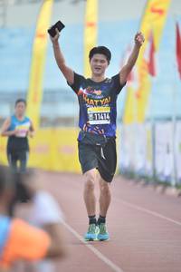 BIB: 11414
                            <button type="button" onclick="openModal(3534362)" class="btn btn-primary btn-sm float-right btn-popup" data-toggle="modal" data-target=".modal-high-quality">
                        <i class="fas fa-shopping-cart"></i> Add to Cart
                    </button>
                                            <button type="button" onclick="isThisMe(3534362, true)" class="btn btn-success btn-sm float-right btn-popup btn-isme hidden" data-toggle="tooltip" data-placement="bottom" title="นี่คือรูปของคุณใช่ไหม คลิกที่นี่เพื่อเอาเข้าอัลบั้ม">
                        <i class="fas fa-plus"></i> Add to album
                    </button>
                    <button type="button" onclick="isThisMe(3534362, false)" class="btn btn-warning btn-sm float-right btn-popup btn-isnotme hidden">
                        <i class="fas fa-ban"></i> Remove from album
                    </button>