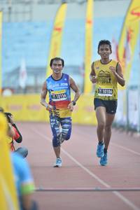 BIB: 208, 10106, 101
                            <button type="button" onclick="openModal(3534166)" class="btn btn-primary btn-sm float-right btn-popup" data-toggle="modal" data-target=".modal-high-quality">
                        <i class="fas fa-shopping-cart"></i> Add to Cart
                    </button>
                                            <button type="button" onclick="isThisMe(3534166, true)" class="btn btn-success btn-sm float-right btn-popup btn-isme hidden" data-toggle="tooltip" data-placement="bottom" title="นี่คือรูปของคุณใช่ไหม คลิกที่นี่เพื่อเอาเข้าอัลบั้ม">
                        <i class="fas fa-plus"></i> Add to album
                    </button>
                    <button type="button" onclick="isThisMe(3534166, false)" class="btn btn-warning btn-sm float-right btn-popup btn-isnotme hidden">
                        <i class="fas fa-ban"></i> Remove from album
                    </button>