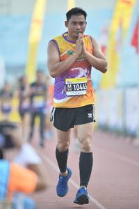 BIB: 10445
                            <button type="button" onclick="openModal(3535151)" class="btn btn-primary btn-sm float-right btn-popup" data-toggle="modal" data-target=".modal-high-quality">
                        <i class="fas fa-shopping-cart"></i> Add to Cart
                    </button>
                                            <button type="button" onclick="isThisMe(3535151, true)" class="btn btn-success btn-sm float-right btn-popup btn-isme hidden" data-toggle="tooltip" data-placement="bottom" title="นี่คือรูปของคุณใช่ไหม คลิกที่นี่เพื่อเอาเข้าอัลบั้ม">
                        <i class="fas fa-plus"></i> Add to album
                    </button>
                    <button type="button" onclick="isThisMe(3535151, false)" class="btn btn-warning btn-sm float-right btn-popup btn-isnotme hidden">
                        <i class="fas fa-ban"></i> Remove from album
                    </button>