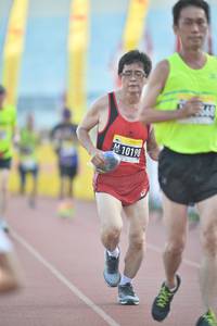 BIB: 10198
                            <button type="button" onclick="openModal(3534922)" class="btn btn-primary btn-sm float-right btn-popup" data-toggle="modal" data-target=".modal-high-quality">
                        <i class="fas fa-shopping-cart"></i> Add to Cart
                    </button>
                                            <button type="button" onclick="isThisMe(3534922, true)" class="btn btn-success btn-sm float-right btn-popup btn-isme hidden" data-toggle="tooltip" data-placement="bottom" title="นี่คือรูปของคุณใช่ไหม คลิกที่นี่เพื่อเอาเข้าอัลบั้ม">
                        <i class="fas fa-plus"></i> Add to album
                    </button>
                    <button type="button" onclick="isThisMe(3534922, false)" class="btn btn-warning btn-sm float-right btn-popup btn-isnotme hidden">
                        <i class="fas fa-ban"></i> Remove from album
                    </button>