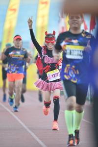 BIB: 12771
                            <button type="button" onclick="openModal(3535433)" class="btn btn-primary btn-sm float-right btn-popup" data-toggle="modal" data-target=".modal-high-quality">
                        <i class="fas fa-shopping-cart"></i> Add to Cart
                    </button>
                                            <button type="button" onclick="isThisMe(3535433, true)" class="btn btn-success btn-sm float-right btn-popup btn-isme hidden" data-toggle="tooltip" data-placement="bottom" title="นี่คือรูปของคุณใช่ไหม คลิกที่นี่เพื่อเอาเข้าอัลบั้ม">
                        <i class="fas fa-plus"></i> Add to album
                    </button>
                    <button type="button" onclick="isThisMe(3535433, false)" class="btn btn-warning btn-sm float-right btn-popup btn-isnotme hidden">
                        <i class="fas fa-ban"></i> Remove from album
                    </button>