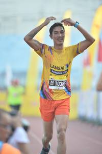 BIB: 1030, 10385
                            <button type="button" onclick="openModal(3534823)" class="btn btn-primary btn-sm float-right btn-popup" data-toggle="modal" data-target=".modal-high-quality">
                        <i class="fas fa-shopping-cart"></i> Add to Cart
                    </button>
                                            <button type="button" onclick="isThisMe(3534823, true)" class="btn btn-success btn-sm float-right btn-popup btn-isme hidden" data-toggle="tooltip" data-placement="bottom" title="นี่คือรูปของคุณใช่ไหม คลิกที่นี่เพื่อเอาเข้าอัลบั้ม">
                        <i class="fas fa-plus"></i> Add to album
                    </button>
                    <button type="button" onclick="isThisMe(3534823, false)" class="btn btn-warning btn-sm float-right btn-popup btn-isnotme hidden">
                        <i class="fas fa-ban"></i> Remove from album
                    </button>