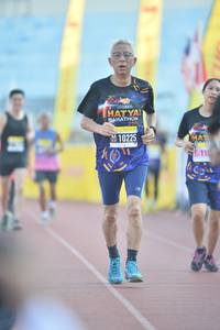 BIB: 10225
                            <button type="button" onclick="openModal(3535398)" class="btn btn-primary btn-sm float-right btn-popup" data-toggle="modal" data-target=".modal-high-quality">
                        <i class="fas fa-shopping-cart"></i> Add to Cart
                    </button>
                                            <button type="button" onclick="isThisMe(3535398, true)" class="btn btn-success btn-sm float-right btn-popup btn-isme hidden" data-toggle="tooltip" data-placement="bottom" title="นี่คือรูปของคุณใช่ไหม คลิกที่นี่เพื่อเอาเข้าอัลบั้ม">
                        <i class="fas fa-plus"></i> Add to album
                    </button>
                    <button type="button" onclick="isThisMe(3535398, false)" class="btn btn-warning btn-sm float-right btn-popup btn-isnotme hidden">
                        <i class="fas fa-ban"></i> Remove from album
                    </button>