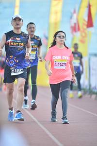 BIB: 2014, 12470
                            <button type="button" onclick="openModal(3535427)" class="btn btn-primary btn-sm float-right btn-popup" data-toggle="modal" data-target=".modal-high-quality">
                        <i class="fas fa-shopping-cart"></i> Add to Cart
                    </button>
                                            <button type="button" onclick="isThisMe(3535427, true)" class="btn btn-success btn-sm float-right btn-popup btn-isme hidden" data-toggle="tooltip" data-placement="bottom" title="นี่คือรูปของคุณใช่ไหม คลิกที่นี่เพื่อเอาเข้าอัลบั้ม">
                        <i class="fas fa-plus"></i> Add to album
                    </button>
                    <button type="button" onclick="isThisMe(3535427, false)" class="btn btn-warning btn-sm float-right btn-popup btn-isnotme hidden">
                        <i class="fas fa-ban"></i> Remove from album
                    </button>