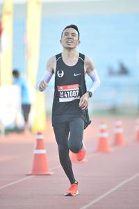 BIB: 241007
                            <button type="button" onclick="openModal(3535984)" class="btn btn-primary btn-sm float-right btn-popup" data-toggle="modal" data-target=".modal-high-quality">
                        <i class="fas fa-shopping-cart"></i> Add to Cart
                    </button>
                                            <button type="button" onclick="isThisMe(3535984, true)" class="btn btn-success btn-sm float-right btn-popup btn-isme hidden" data-toggle="tooltip" data-placement="bottom" title="นี่คือรูปของคุณใช่ไหม คลิกที่นี่เพื่อเอาเข้าอัลบั้ม">
                        <i class="fas fa-plus"></i> Add to album
                    </button>
                    <button type="button" onclick="isThisMe(3535984, false)" class="btn btn-warning btn-sm float-right btn-popup btn-isnotme hidden">
                        <i class="fas fa-ban"></i> Remove from album
                    </button>