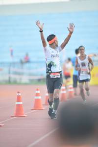 BIB: 40196
                            <button type="button" onclick="openModal(3535299)" class="btn btn-primary btn-sm float-right btn-popup" data-toggle="modal" data-target=".modal-high-quality">
                        <i class="fas fa-shopping-cart"></i> Add to Cart
                    </button>
                                            <button type="button" onclick="isThisMe(3535299, true)" class="btn btn-success btn-sm float-right btn-popup btn-isme hidden" data-toggle="tooltip" data-placement="bottom" title="นี่คือรูปของคุณใช่ไหม คลิกที่นี่เพื่อเอาเข้าอัลบั้ม">
                        <i class="fas fa-plus"></i> Add to album
                    </button>
                    <button type="button" onclick="isThisMe(3535299, false)" class="btn btn-warning btn-sm float-right btn-popup btn-isnotme hidden">
                        <i class="fas fa-ban"></i> Remove from album
                    </button>