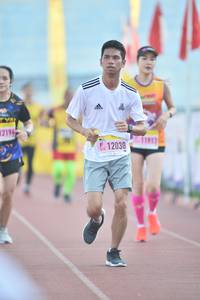 BIB: 2194, 120389, 1913
                            <button type="button" onclick="openModal(3535866)" class="btn btn-primary btn-sm float-right btn-popup" data-toggle="modal" data-target=".modal-high-quality">
                        <i class="fas fa-shopping-cart"></i> Add to Cart
                    </button>
                                            <button type="button" onclick="isThisMe(3535866, true)" class="btn btn-success btn-sm float-right btn-popup btn-isme hidden" data-toggle="tooltip" data-placement="bottom" title="นี่คือรูปของคุณใช่ไหม คลิกที่นี่เพื่อเอาเข้าอัลบั้ม">
                        <i class="fas fa-plus"></i> Add to album
                    </button>
                    <button type="button" onclick="isThisMe(3535866, false)" class="btn btn-warning btn-sm float-right btn-popup btn-isnotme hidden">
                        <i class="fas fa-ban"></i> Remove from album
                    </button>