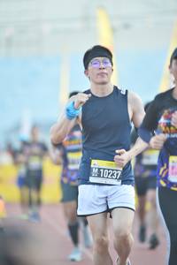 BIB: 10237
                            <button type="button" onclick="openModal(3535626)" class="btn btn-primary btn-sm float-right btn-popup" data-toggle="modal" data-target=".modal-high-quality">
                        <i class="fas fa-shopping-cart"></i> Add to Cart
                    </button>
                                            <button type="button" onclick="isThisMe(3535626, true)" class="btn btn-success btn-sm float-right btn-popup btn-isme hidden" data-toggle="tooltip" data-placement="bottom" title="นี่คือรูปของคุณใช่ไหม คลิกที่นี่เพื่อเอาเข้าอัลบั้ม">
                        <i class="fas fa-plus"></i> Add to album
                    </button>
                    <button type="button" onclick="isThisMe(3535626, false)" class="btn btn-warning btn-sm float-right btn-popup btn-isnotme hidden">
                        <i class="fas fa-ban"></i> Remove from album
                    </button>