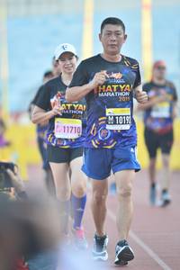 BIB: 2019, 10192
                            <button type="button" onclick="openModal(3535896)" class="btn btn-primary btn-sm float-right btn-popup" data-toggle="modal" data-target=".modal-high-quality">
                        <i class="fas fa-shopping-cart"></i> Add to Cart
                    </button>
                                            <button type="button" onclick="isThisMe(3535896, true)" class="btn btn-success btn-sm float-right btn-popup btn-isme hidden" data-toggle="tooltip" data-placement="bottom" title="นี่คือรูปของคุณใช่ไหม คลิกที่นี่เพื่อเอาเข้าอัลบั้ม">
                        <i class="fas fa-plus"></i> Add to album
                    </button>
                    <button type="button" onclick="isThisMe(3535896, false)" class="btn btn-warning btn-sm float-right btn-popup btn-isnotme hidden">
                        <i class="fas fa-ban"></i> Remove from album
                    </button>