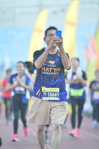 BIB: 10665
                            <button type="button" onclick="openModal(3536829)" class="btn btn-primary btn-sm float-right btn-popup" data-toggle="modal" data-target=".modal-high-quality">
                        <i class="fas fa-shopping-cart"></i> Add to Cart
                    </button>
                                            <button type="button" onclick="isThisMe(3536829, true)" class="btn btn-success btn-sm float-right btn-popup btn-isme hidden" data-toggle="tooltip" data-placement="bottom" title="นี่คือรูปของคุณใช่ไหม คลิกที่นี่เพื่อเอาเข้าอัลบั้ม">
                        <i class="fas fa-plus"></i> Add to album
                    </button>
                    <button type="button" onclick="isThisMe(3536829, false)" class="btn btn-warning btn-sm float-right btn-popup btn-isnotme hidden">
                        <i class="fas fa-ban"></i> Remove from album
                    </button>