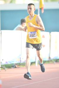 BIB: 21560
                            <button type="button" onclick="openModal(3537689)" class="btn btn-primary btn-sm float-right btn-popup" data-toggle="modal" data-target=".modal-high-quality">
                        <i class="fas fa-shopping-cart"></i> Add to Cart
                    </button>
                                            <button type="button" onclick="isThisMe(3537689, true)" class="btn btn-success btn-sm float-right btn-popup btn-isme hidden" data-toggle="tooltip" data-placement="bottom" title="นี่คือรูปของคุณใช่ไหม คลิกที่นี่เพื่อเอาเข้าอัลบั้ม">
                        <i class="fas fa-plus"></i> Add to album
                    </button>
                    <button type="button" onclick="isThisMe(3537689, false)" class="btn btn-warning btn-sm float-right btn-popup btn-isnotme hidden">
                        <i class="fas fa-ban"></i> Remove from album
                    </button>