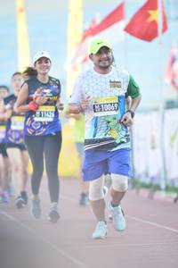 BIB: 10069
                            <button type="button" onclick="openModal(3537787)" class="btn btn-primary btn-sm float-right btn-popup" data-toggle="modal" data-target=".modal-high-quality">
                        <i class="fas fa-shopping-cart"></i> Add to Cart
                    </button>
                                            <button type="button" onclick="isThisMe(3537787, true)" class="btn btn-success btn-sm float-right btn-popup btn-isme hidden" data-toggle="tooltip" data-placement="bottom" title="นี่คือรูปของคุณใช่ไหม คลิกที่นี่เพื่อเอาเข้าอัลบั้ม">
                        <i class="fas fa-plus"></i> Add to album
                    </button>
                    <button type="button" onclick="isThisMe(3537787, false)" class="btn btn-warning btn-sm float-right btn-popup btn-isnotme hidden">
                        <i class="fas fa-ban"></i> Remove from album
                    </button>