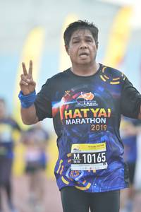 BIB: 2019, 410165
                            <button type="button" onclick="openModal(3536518)" class="btn btn-primary btn-sm float-right btn-popup" data-toggle="modal" data-target=".modal-high-quality">
                        <i class="fas fa-shopping-cart"></i> Add to Cart
                    </button>
                                            <button type="button" onclick="isThisMe(3536518, true)" class="btn btn-success btn-sm float-right btn-popup btn-isme hidden" data-toggle="tooltip" data-placement="bottom" title="นี่คือรูปของคุณใช่ไหม คลิกที่นี่เพื่อเอาเข้าอัลบั้ม">
                        <i class="fas fa-plus"></i> Add to album
                    </button>
                    <button type="button" onclick="isThisMe(3536518, false)" class="btn btn-warning btn-sm float-right btn-popup btn-isnotme hidden">
                        <i class="fas fa-ban"></i> Remove from album
                    </button>