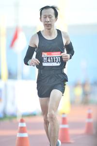 BIB: 41131
                            <button type="button" onclick="openModal(3537223)" class="btn btn-primary btn-sm float-right btn-popup" data-toggle="modal" data-target=".modal-high-quality">
                        <i class="fas fa-shopping-cart"></i> Add to Cart
                    </button>
                                            <button type="button" onclick="isThisMe(3537223, true)" class="btn btn-success btn-sm float-right btn-popup btn-isme hidden" data-toggle="tooltip" data-placement="bottom" title="นี่คือรูปของคุณใช่ไหม คลิกที่นี่เพื่อเอาเข้าอัลบั้ม">
                        <i class="fas fa-plus"></i> Add to album
                    </button>
                    <button type="button" onclick="isThisMe(3537223, false)" class="btn btn-warning btn-sm float-right btn-popup btn-isnotme hidden">
                        <i class="fas fa-ban"></i> Remove from album
                    </button>