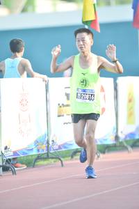 BIB: 20816
                            <button type="button" onclick="openModal(3537345)" class="btn btn-primary btn-sm float-right btn-popup" data-toggle="modal" data-target=".modal-high-quality">
                        <i class="fas fa-shopping-cart"></i> Add to Cart
                    </button>
                                            <button type="button" onclick="isThisMe(3537345, true)" class="btn btn-success btn-sm float-right btn-popup btn-isme hidden" data-toggle="tooltip" data-placement="bottom" title="นี่คือรูปของคุณใช่ไหม คลิกที่นี่เพื่อเอาเข้าอัลบั้ม">
                        <i class="fas fa-plus"></i> Add to album
                    </button>
                    <button type="button" onclick="isThisMe(3537345, false)" class="btn btn-warning btn-sm float-right btn-popup btn-isnotme hidden">
                        <i class="fas fa-ban"></i> Remove from album
                    </button>