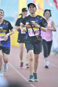 BIB: 189, 11827
                            <button type="button" onclick="openModal(3537153)" class="btn btn-primary btn-sm float-right btn-popup" data-toggle="modal" data-target=".modal-high-quality">
                        <i class="fas fa-shopping-cart"></i> Add to Cart
                    </button>
                                            <button type="button" onclick="isThisMe(3537153, true)" class="btn btn-success btn-sm float-right btn-popup btn-isme hidden" data-toggle="tooltip" data-placement="bottom" title="นี่คือรูปของคุณใช่ไหม คลิกที่นี่เพื่อเอาเข้าอัลบั้ม">
                        <i class="fas fa-plus"></i> Add to album
                    </button>
                    <button type="button" onclick="isThisMe(3537153, false)" class="btn btn-warning btn-sm float-right btn-popup btn-isnotme hidden">
                        <i class="fas fa-ban"></i> Remove from album
                    </button>