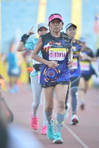 BIB: 11914
                            <button type="button" onclick="openModal(3536879)" class="btn btn-primary btn-sm float-right btn-popup" data-toggle="modal" data-target=".modal-high-quality">
                        <i class="fas fa-shopping-cart"></i> Add to Cart
                    </button>
                                            <button type="button" onclick="isThisMe(3536879, true)" class="btn btn-success btn-sm float-right btn-popup btn-isme hidden" data-toggle="tooltip" data-placement="bottom" title="นี่คือรูปของคุณใช่ไหม คลิกที่นี่เพื่อเอาเข้าอัลบั้ม">
                        <i class="fas fa-plus"></i> Add to album
                    </button>
                    <button type="button" onclick="isThisMe(3536879, false)" class="btn btn-warning btn-sm float-right btn-popup btn-isnotme hidden">
                        <i class="fas fa-ban"></i> Remove from album
                    </button>