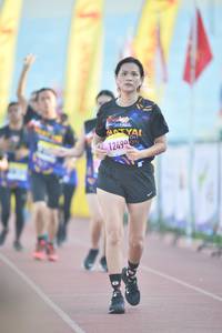 BIB: 12499
                            <button type="button" onclick="openModal(3537096)" class="btn btn-primary btn-sm float-right btn-popup" data-toggle="modal" data-target=".modal-high-quality">
                        <i class="fas fa-shopping-cart"></i> Add to Cart
                    </button>
                                            <button type="button" onclick="isThisMe(3537096, true)" class="btn btn-success btn-sm float-right btn-popup btn-isme hidden" data-toggle="tooltip" data-placement="bottom" title="นี่คือรูปของคุณใช่ไหม คลิกที่นี่เพื่อเอาเข้าอัลบั้ม">
                        <i class="fas fa-plus"></i> Add to album
                    </button>
                    <button type="button" onclick="isThisMe(3537096, false)" class="btn btn-warning btn-sm float-right btn-popup btn-isnotme hidden">
                        <i class="fas fa-ban"></i> Remove from album
                    </button>