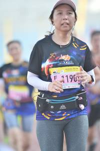 BIB: 11901
                            <button type="button" onclick="openModal(3537312)" class="btn btn-primary btn-sm float-right btn-popup" data-toggle="modal" data-target=".modal-high-quality">
                        <i class="fas fa-shopping-cart"></i> Add to Cart
                    </button>
                                            <button type="button" onclick="isThisMe(3537312, true)" class="btn btn-success btn-sm float-right btn-popup btn-isme hidden" data-toggle="tooltip" data-placement="bottom" title="นี่คือรูปของคุณใช่ไหม คลิกที่นี่เพื่อเอาเข้าอัลบั้ม">
                        <i class="fas fa-plus"></i> Add to album
                    </button>
                    <button type="button" onclick="isThisMe(3537312, false)" class="btn btn-warning btn-sm float-right btn-popup btn-isnotme hidden">
                        <i class="fas fa-ban"></i> Remove from album
                    </button>