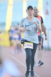 BIB: 12481
                            <button type="button" onclick="openModal(3537540)" class="btn btn-primary btn-sm float-right btn-popup" data-toggle="modal" data-target=".modal-high-quality">
                        <i class="fas fa-shopping-cart"></i> Add to Cart
                    </button>
                                            <button type="button" onclick="isThisMe(3537540, true)" class="btn btn-success btn-sm float-right btn-popup btn-isme hidden" data-toggle="tooltip" data-placement="bottom" title="นี่คือรูปของคุณใช่ไหม คลิกที่นี่เพื่อเอาเข้าอัลบั้ม">
                        <i class="fas fa-plus"></i> Add to album
                    </button>
                    <button type="button" onclick="isThisMe(3537540, false)" class="btn btn-warning btn-sm float-right btn-popup btn-isnotme hidden">
                        <i class="fas fa-ban"></i> Remove from album
                    </button>