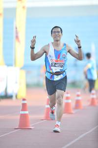 BIB: 40375
                            <button type="button" onclick="openModal(3536813)" class="btn btn-primary btn-sm float-right btn-popup" data-toggle="modal" data-target=".modal-high-quality">
                        <i class="fas fa-shopping-cart"></i> Add to Cart
                    </button>
                                            <button type="button" onclick="isThisMe(3536813, true)" class="btn btn-success btn-sm float-right btn-popup btn-isme hidden" data-toggle="tooltip" data-placement="bottom" title="นี่คือรูปของคุณใช่ไหม คลิกที่นี่เพื่อเอาเข้าอัลบั้ม">
                        <i class="fas fa-plus"></i> Add to album
                    </button>
                    <button type="button" onclick="isThisMe(3536813, false)" class="btn btn-warning btn-sm float-right btn-popup btn-isnotme hidden">
                        <i class="fas fa-ban"></i> Remove from album
                    </button>