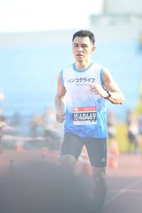 BIB: 40469
                            <button type="button" onclick="openModal(3538312)" class="btn btn-primary btn-sm float-right btn-popup" data-toggle="modal" data-target=".modal-high-quality">
                        <i class="fas fa-shopping-cart"></i> Add to Cart
                    </button>
                                            <button type="button" onclick="isThisMe(3538312, true)" class="btn btn-success btn-sm float-right btn-popup btn-isme hidden" data-toggle="tooltip" data-placement="bottom" title="นี่คือรูปของคุณใช่ไหม คลิกที่นี่เพื่อเอาเข้าอัลบั้ม">
                        <i class="fas fa-plus"></i> Add to album
                    </button>
                    <button type="button" onclick="isThisMe(3538312, false)" class="btn btn-warning btn-sm float-right btn-popup btn-isnotme hidden">
                        <i class="fas fa-ban"></i> Remove from album
                    </button>