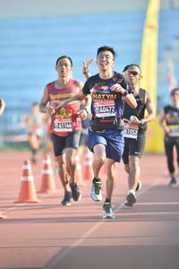 BIB: 40472, 1144, 1053
                            <button type="button" onclick="openModal(3539099)" class="btn btn-primary btn-sm float-right btn-popup" data-toggle="modal" data-target=".modal-high-quality">
                        <i class="fas fa-shopping-cart"></i> Add to Cart
                    </button>
                                            <button type="button" onclick="isThisMe(3539099, true)" class="btn btn-success btn-sm float-right btn-popup btn-isme hidden" data-toggle="tooltip" data-placement="bottom" title="นี่คือรูปของคุณใช่ไหม คลิกที่นี่เพื่อเอาเข้าอัลบั้ม">
                        <i class="fas fa-plus"></i> Add to album
                    </button>
                    <button type="button" onclick="isThisMe(3539099, false)" class="btn btn-warning btn-sm float-right btn-popup btn-isnotme hidden">
                        <i class="fas fa-ban"></i> Remove from album
                    </button>