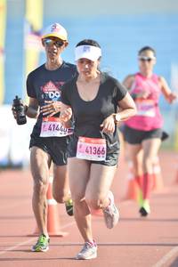 BIB: 4144, 41366
                            <button type="button" onclick="openModal(3539681)" class="btn btn-primary btn-sm float-right btn-popup" data-toggle="modal" data-target=".modal-high-quality">
                        <i class="fas fa-shopping-cart"></i> Add to Cart
                    </button>
                                            <button type="button" onclick="isThisMe(3539681, true)" class="btn btn-success btn-sm float-right btn-popup btn-isme hidden" data-toggle="tooltip" data-placement="bottom" title="นี่คือรูปของคุณใช่ไหม คลิกที่นี่เพื่อเอาเข้าอัลบั้ม">
                        <i class="fas fa-plus"></i> Add to album
                    </button>
                    <button type="button" onclick="isThisMe(3539681, false)" class="btn btn-warning btn-sm float-right btn-popup btn-isnotme hidden">
                        <i class="fas fa-ban"></i> Remove from album
                    </button>