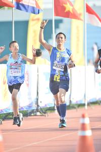 BIB: 20328, 041610
                            <button type="button" onclick="openModal(3538390)" class="btn btn-primary btn-sm float-right btn-popup" data-toggle="modal" data-target=".modal-high-quality">
                        <i class="fas fa-shopping-cart"></i> Add to Cart
                    </button>
                                            <button type="button" onclick="isThisMe(3538390, true)" class="btn btn-success btn-sm float-right btn-popup btn-isme hidden" data-toggle="tooltip" data-placement="bottom" title="นี่คือรูปของคุณใช่ไหม คลิกที่นี่เพื่อเอาเข้าอัลบั้ม">
                        <i class="fas fa-plus"></i> Add to album
                    </button>
                    <button type="button" onclick="isThisMe(3538390, false)" class="btn btn-warning btn-sm float-right btn-popup btn-isnotme hidden">
                        <i class="fas fa-ban"></i> Remove from album
                    </button>