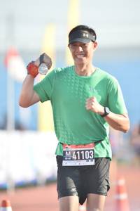 BIB: 41103
                            <button type="button" onclick="openModal(3539418)" class="btn btn-primary btn-sm float-right btn-popup" data-toggle="modal" data-target=".modal-high-quality">
                        <i class="fas fa-shopping-cart"></i> Add to Cart
                    </button>
                                            <button type="button" onclick="isThisMe(3539418, true)" class="btn btn-success btn-sm float-right btn-popup btn-isme hidden" data-toggle="tooltip" data-placement="bottom" title="นี่คือรูปของคุณใช่ไหม คลิกที่นี่เพื่อเอาเข้าอัลบั้ม">
                        <i class="fas fa-plus"></i> Add to album
                    </button>
                    <button type="button" onclick="isThisMe(3539418, false)" class="btn btn-warning btn-sm float-right btn-popup btn-isnotme hidden">
                        <i class="fas fa-ban"></i> Remove from album
                    </button>