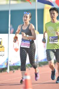 BIB: 21640, 22210
                            <button type="button" onclick="openModal(3538592)" class="btn btn-primary btn-sm float-right btn-popup" data-toggle="modal" data-target=".modal-high-quality">
                        <i class="fas fa-shopping-cart"></i> Add to Cart
                    </button>
                                            <button type="button" onclick="isThisMe(3538592, true)" class="btn btn-success btn-sm float-right btn-popup btn-isme hidden" data-toggle="tooltip" data-placement="bottom" title="นี่คือรูปของคุณใช่ไหม คลิกที่นี่เพื่อเอาเข้าอัลบั้ม">
                        <i class="fas fa-plus"></i> Add to album
                    </button>
                    <button type="button" onclick="isThisMe(3538592, false)" class="btn btn-warning btn-sm float-right btn-popup btn-isnotme hidden">
                        <i class="fas fa-ban"></i> Remove from album
                    </button>